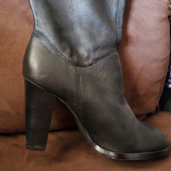 Leather knee high boots. - Picture 3 of 3